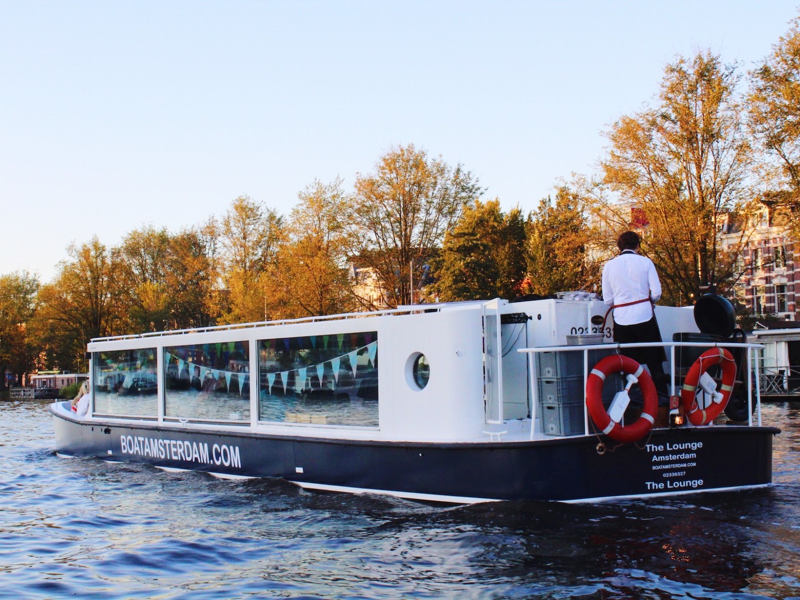 The Lounge boat sailing Amsterdam canals